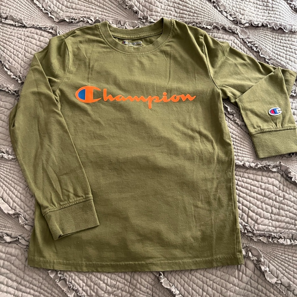 Boys Champion long sleeve tee